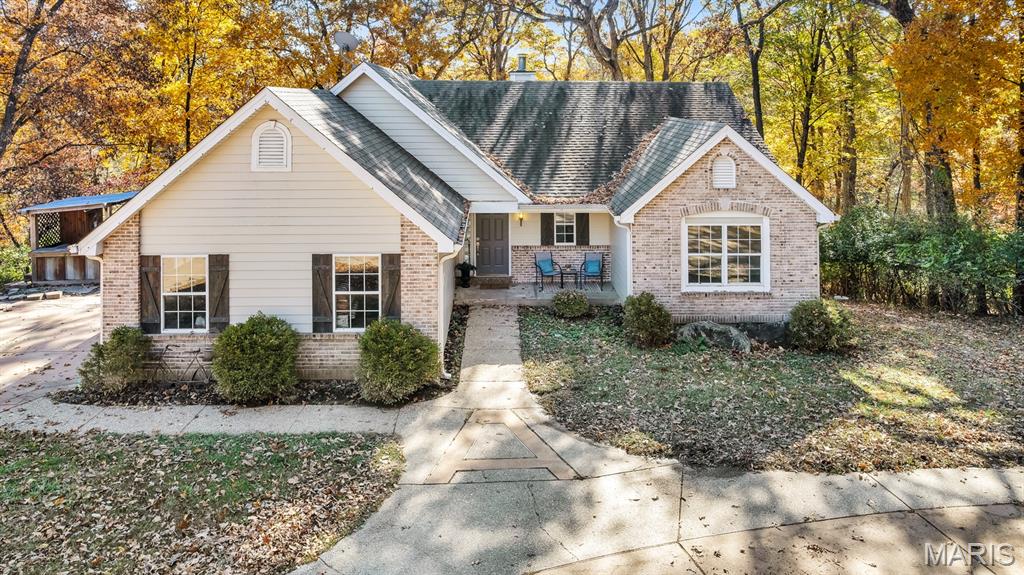 17824 Valley View Lane — photo 1
