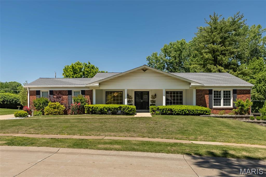329 Portico Court — photo 1