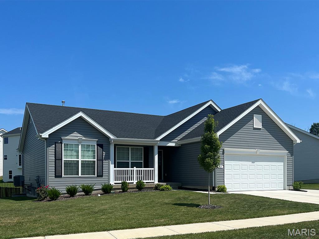 1057 Bloomfield Drive — photo 1