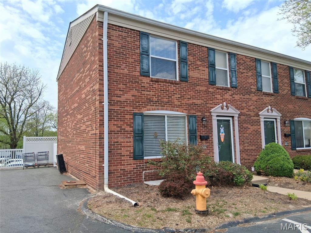 1025 Lacouer Drive — photo 1