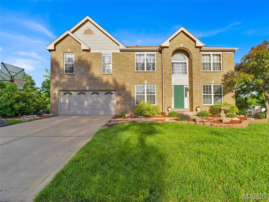 6915 Fieldstone Farms Drive — photo 1