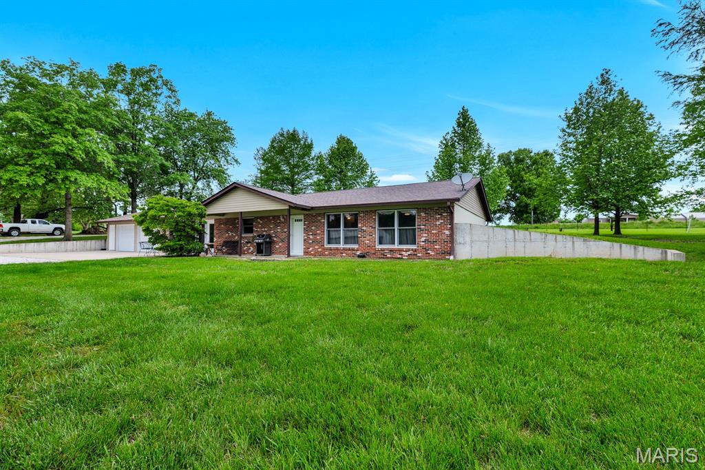 2428 E Highway 47 — photo 1