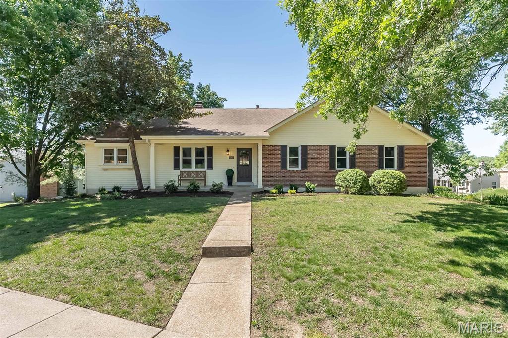 1903 Farm Valley Drive — photo 1