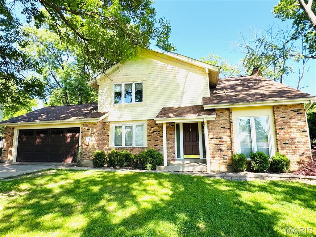 160 Lucerne Place Drive — photo 1