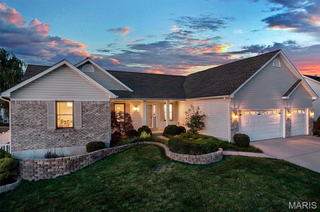 1290 Summer Lynne Drive — photo 1