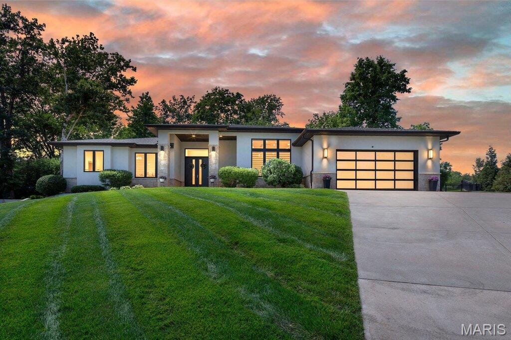 10147 Fieldcrest Lane