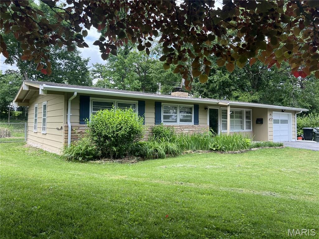 615 Crest Court