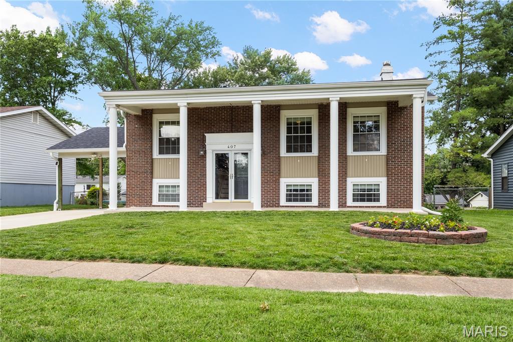 407 Palermo Drive — photo 1