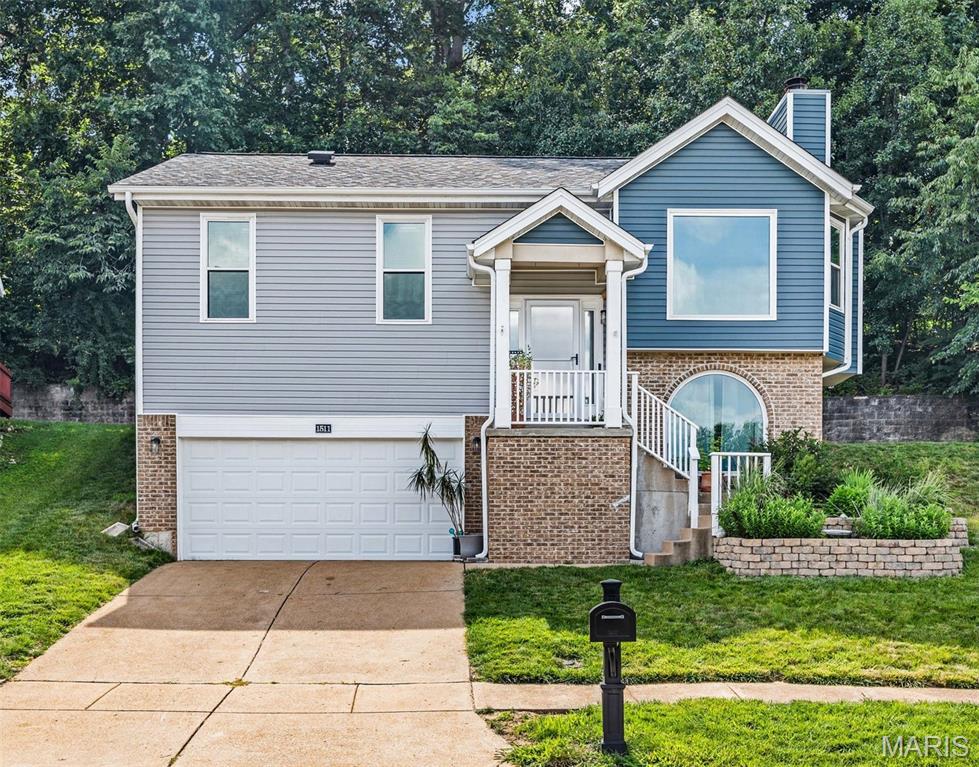 1511 Glenn Brooke Woods Circle — photo 1