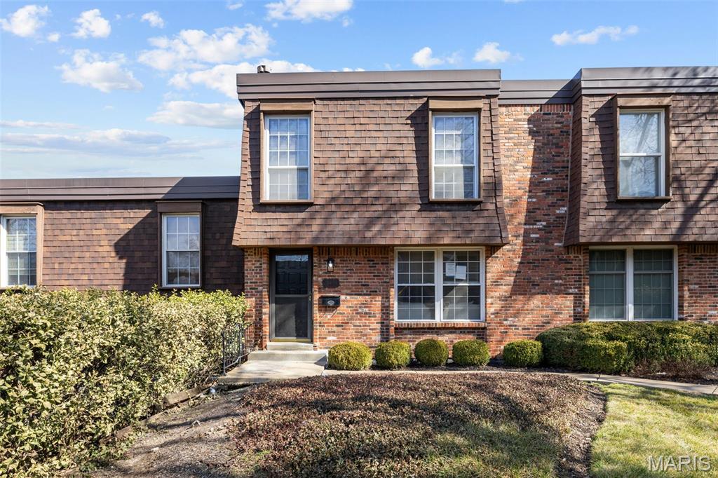 13479 Coliseum Drive — photo 1