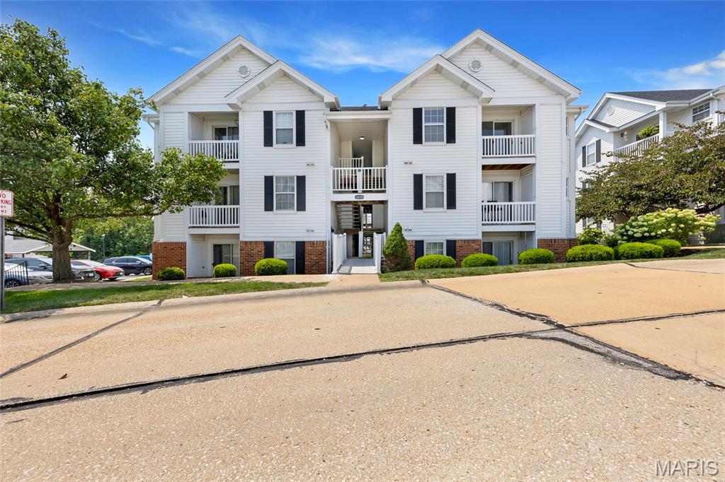 16535 Victoria Crossing Drive Unit L — photo 1