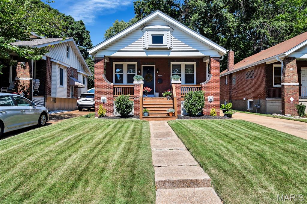 6731 Bradley Avenue — photo 1