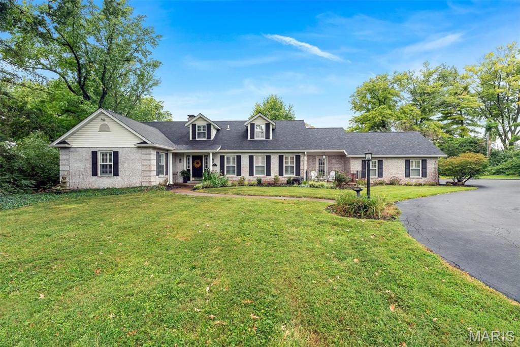 14 Long Meadows Lane — photo 1