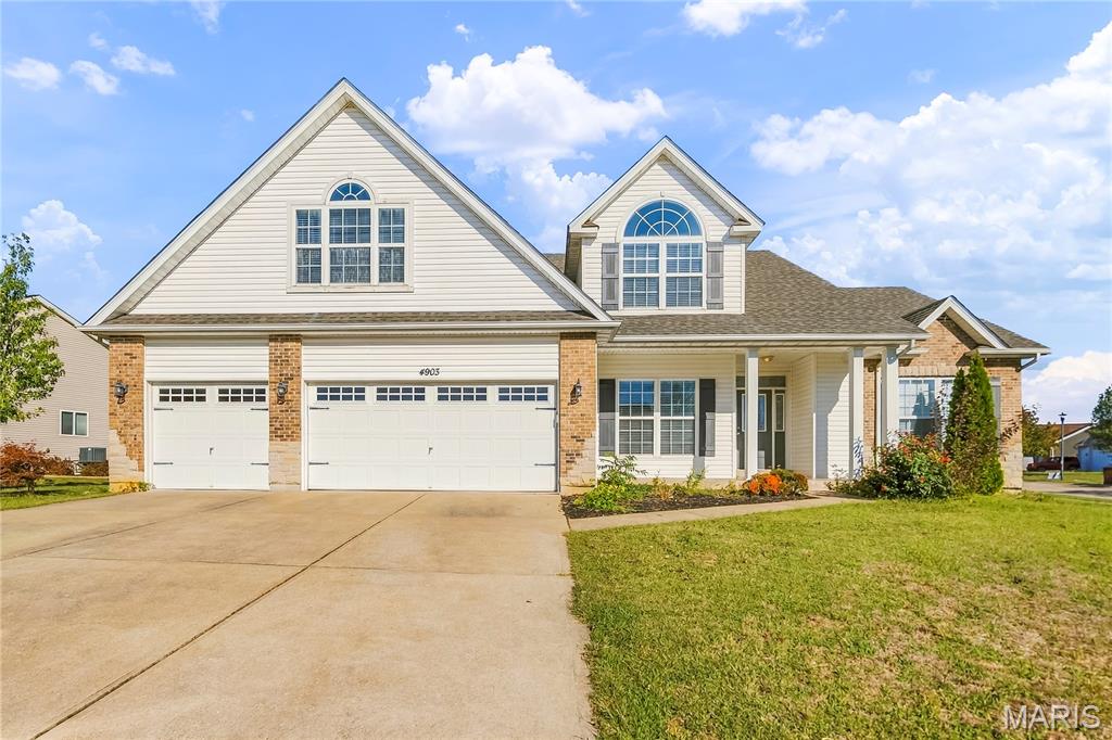 4903 Summer Rain Drive — photo 1