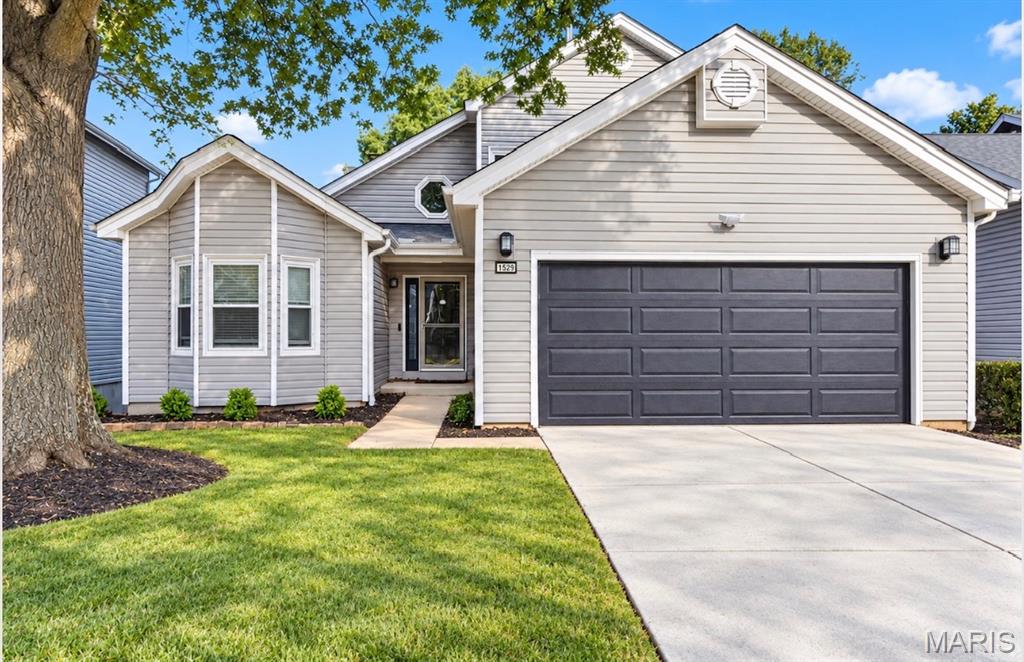 1529 Strawberry Glen Court — photo 1