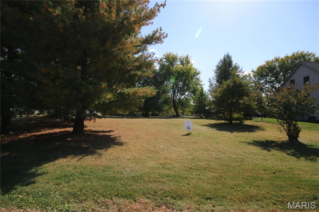 828 Nancy Lane — photo 1
